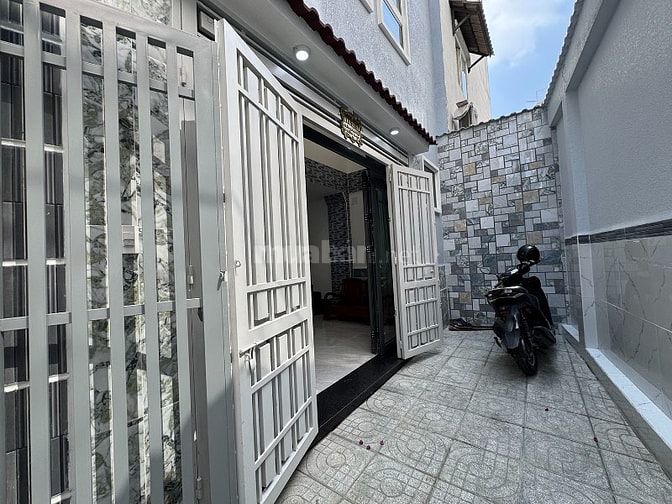 B.thự mini góc 2 mặt tiền, 3lầu, mới 100%, hẻm đẹp khu c.cấp Lê Văn Sỹ