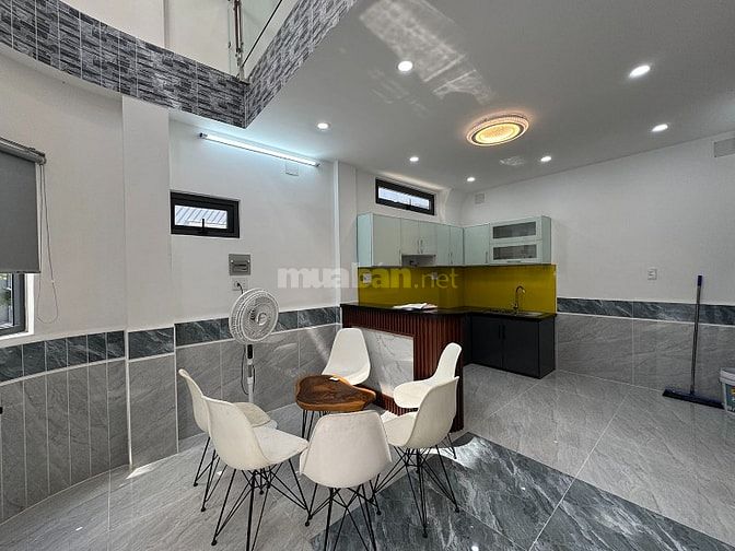 B.thự mini góc 2 mặt tiền, 3lầu, mới 100%, hẻm đẹp khu c.cấp Lê Văn Sỹ