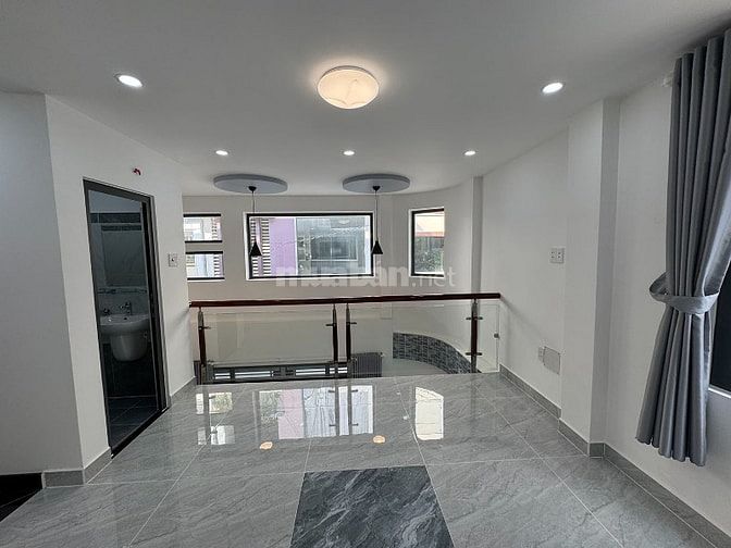 B.thự mini góc 2 mặt tiền, 3lầu, mới 100%, hẻm đẹp khu c.cấp Lê Văn Sỹ