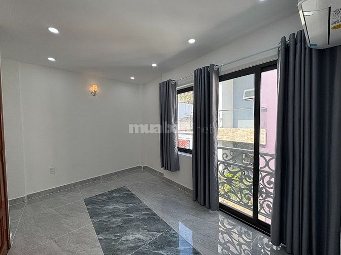B.thự mini góc 2 mặt tiền, 3lầu, mới 100%, hẻm đẹp khu c.cấp Lê Văn Sỹ