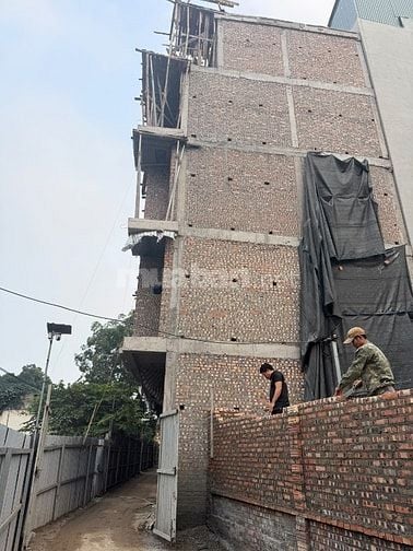 Bán nhà 5 tầng số 11 ngõ 39 đường đông ngạc