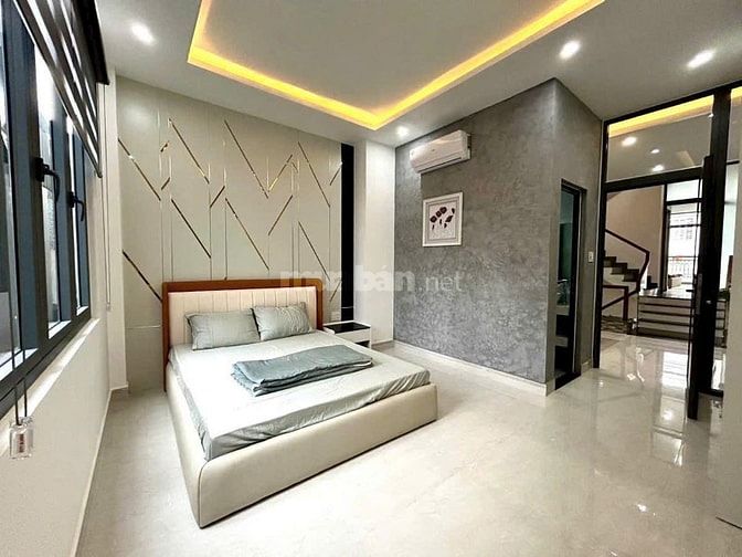 NHÀ ĐANG SẴN HĐ THUÊ 12TR/TH GIỜ CẦN BÁN GẤP CHỈ 3TỶ650 NGAY HÒA BÌNH