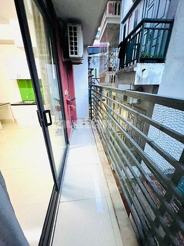 CCMN full đồ , có view sông, sát chợ tiện mọi thứ ban công thoáng 