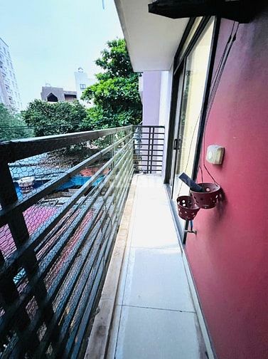 CCMN full đồ , có view sông, sát chợ tiện mọi thứ ban công thoáng 