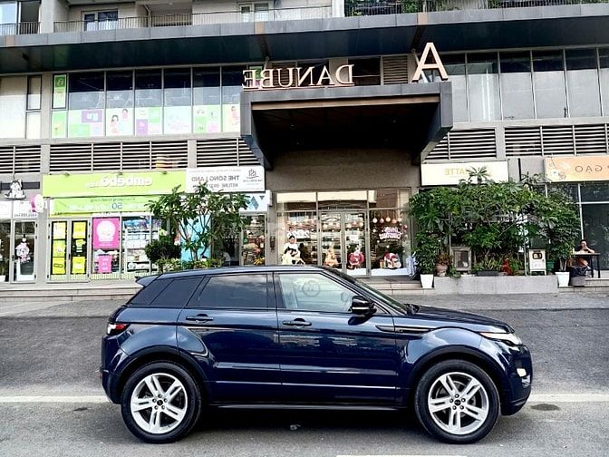 Bán rẻ LAND ROVER EVOQUE 2014 ZIN AZ 1 chủ mua mới tuyệt đẹp!