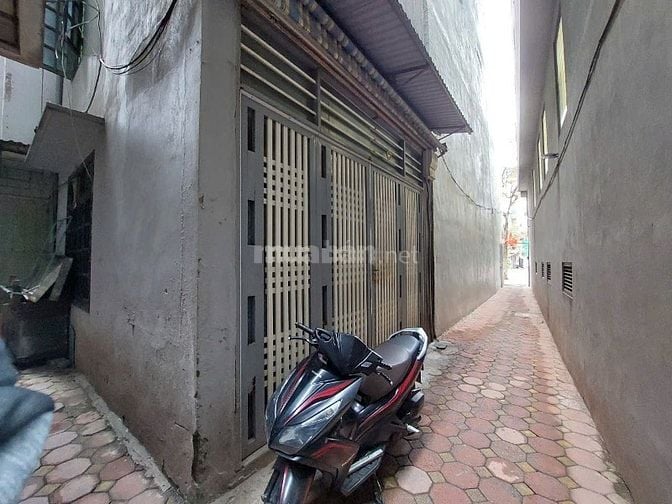 Bán nhà 3 tầng ngõ phố Kim mã - sơn tây