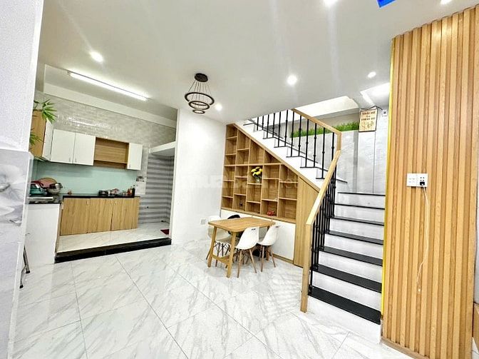 Chính chủ bán nhà 46 mx2t giá 3,8 tỷ trung tâm cầu rồng cực đẹp