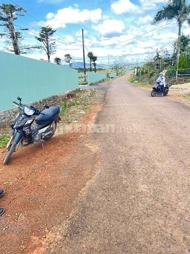 CHỈ 850 TRIỆU MUA ĐƯỢC LÔ ĐẤT 252m CÓ 130M THỔ CƯ , ĐẤT RẤT ĐẸP