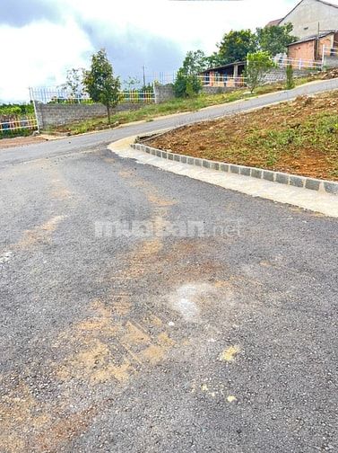 CHỈ 850 TRIỆU MUA ĐƯỢC LÔ ĐẤT 252m CÓ 130M THỔ CƯ , ĐẤT RẤT ĐẸP