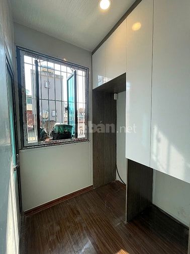 Cc bán gấp căn tt 50m 2,69 tỷ  2 pn vs khep kin đẹp thoáng p Huế
