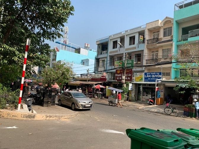 Cần cho thuê 03 căn hộ tại HQC Hóc Môn, giá từ 4,5tr/tháng có 2PN