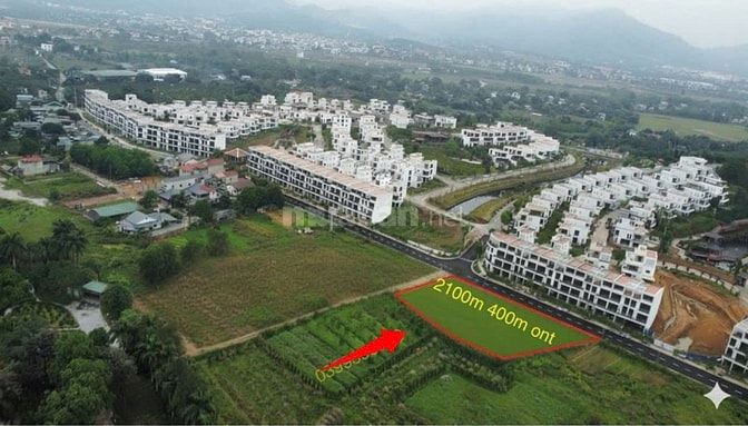 cần bán gấp lô đất vị trí đắc địa gần cổng chính legacy hill