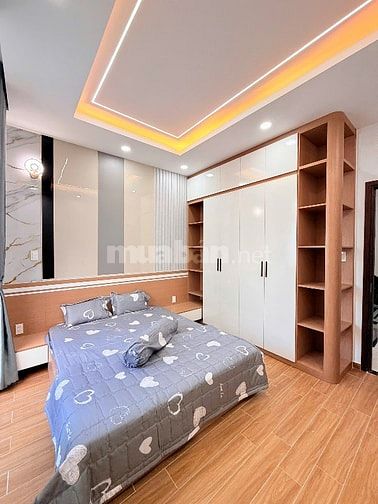 GIẢM MẠNH 200TR. NAY CÒN 7 TỶ6, NHÀ MẶT TIỀN HẺM XE HƠI 8M .