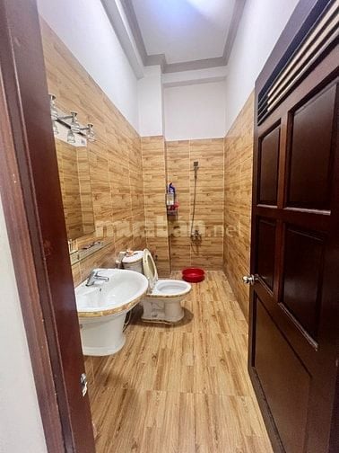 BIỆT THỰ 1/ LÊ VĂN KHƯƠNG. NGAY MEGA HIỆP THÀNH
