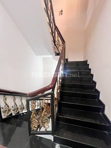 BIỆT THỰ 1/ LÊ VĂN KHƯƠNG. NGAY MEGA HIỆP THÀNH