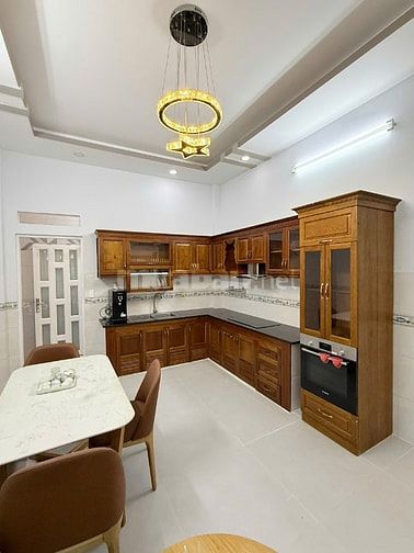 NHÀ ĐẸP 5PN sẵn máy lạnh khu tên lửa ngay aeon Bình Tân