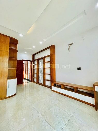 Nhà 2 mặt hẻm 12m dt5,2 x 22m=112m2 đúc 2 lầu 5pn Lê Văn Quới Bình Tân
