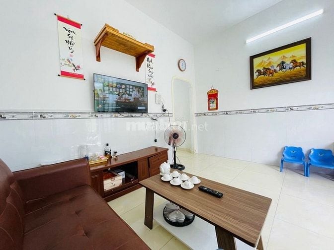 Cần tiền bán gấp nhà đường Chu Văn An,Bình Thạnh dt 55m2,giá 1.55 tỷ 