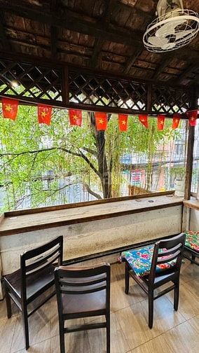 BÁN NHÀ CĂN GÓC MẶT TIỀN ĐƯỜNG NGUYỄN TRỌNG TUYỂN QUẬN PHÚ NHUẬN 