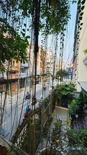 BÁN NHÀ CĂN GÓC MẶT TIỀN ĐƯỜNG NGUYỄN TRỌNG TUYỂN QUẬN PHÚ NHUẬN 
