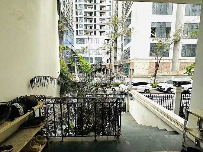Chính Chủ Bán Nhà Vườn Phố Nguyễn Tuân 98m2 Xây 5 Tầng 1 Hầm . 