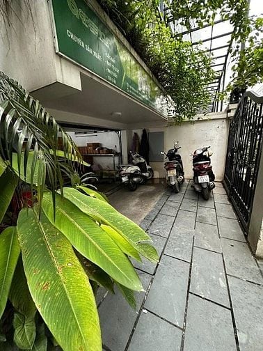 Chính Chủ Bán Nhà Vườn Phố Nguyễn Tuân 98m2 Xây 5 Tầng 1 Hầm . 