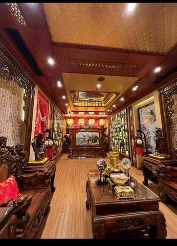 Chính chủ cần bán gấp Dinh Thự 1200m2 1 hầm 5 lầu thang máy.