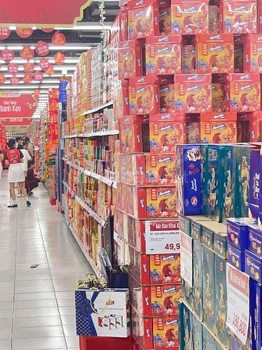 QUẬN 5 - CẦN GẤP 05 LĐPT LÀM VIỆC NGAY 