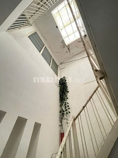 CHO THUÊ NHÀ NGUYÊN CĂN MẶT TIỀN TRẦN HƯNG ĐẠO