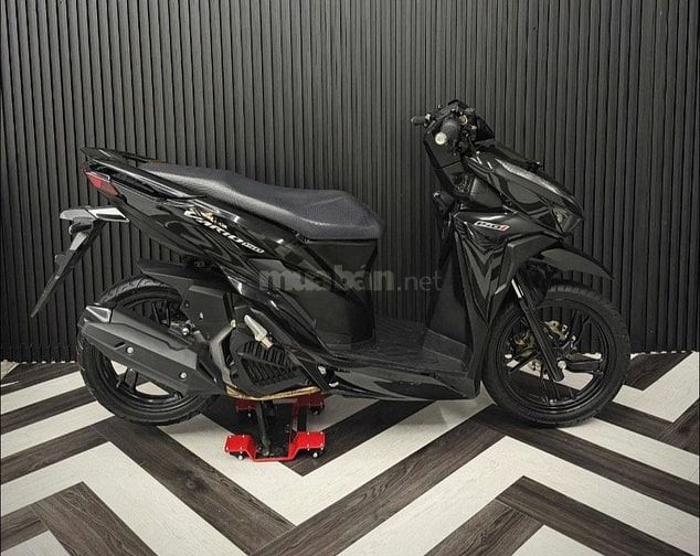 Xe Vario 150i 2022 màu đen "Bóng" - Có hỗ trợ góp 