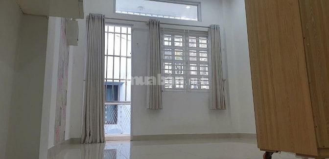 Chính chủ bán nhà Nguyễn Thị Minh Khai, Quận 3, hướng ĐN, 3,5x10,34m