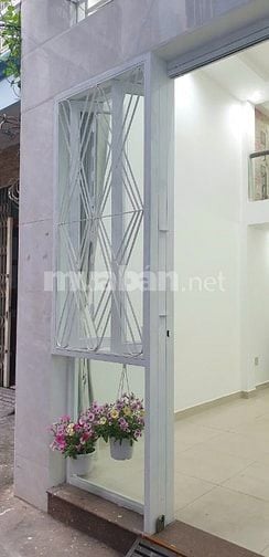 Chính chủ bán nhà Nguyễn Thị Minh Khai, Quận 3, hướng ĐN, 3,5x10,34m