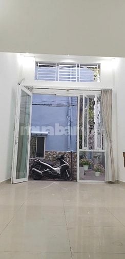 Chính chủ bán nhà Nguyễn Thị Minh Khai, Quận 3, hướng ĐN, 3,5x10,34m