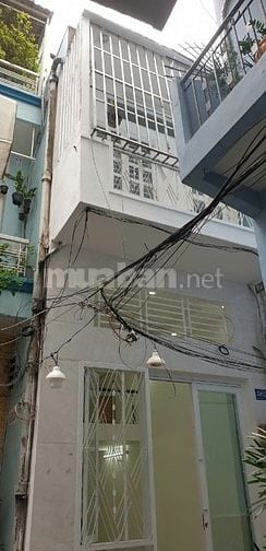 Chính chủ bán nhà Nguyễn Thị Minh Khai, Quận 3, hướng ĐN, 3,5x10,34m