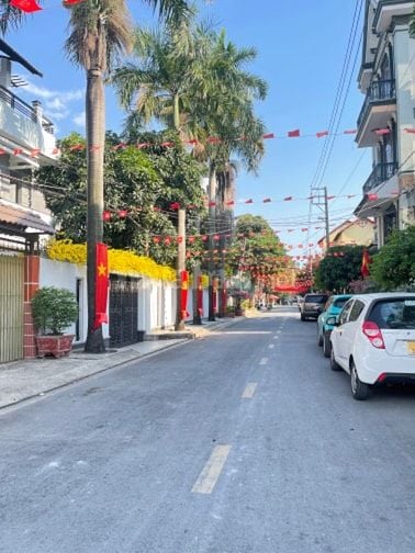 -Bán biệt thự 7x20m,3 lầu Dương Quảng Hàm, ngay bên bờ Kênh Tham Lương