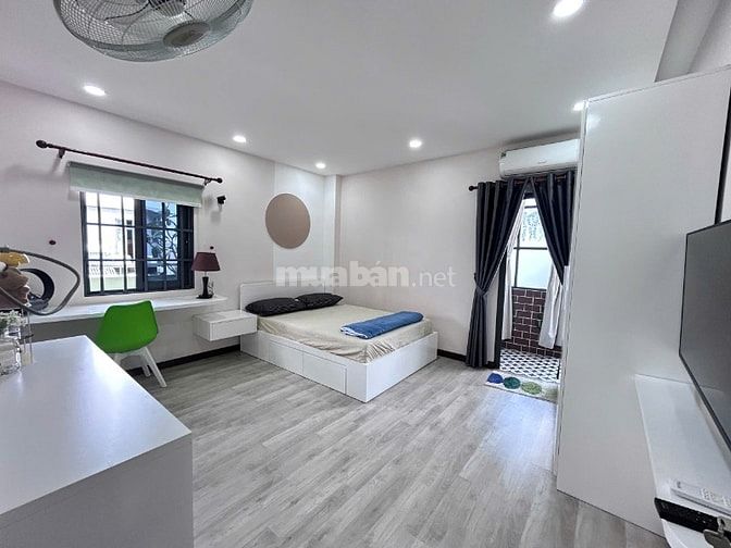 CHUNG CƯ NGUYỄN THỊ TẦN P2 Q8 CĂN HỘ SÂN VƯỜN 105,1M2 SHR, NỘI THẤT XÒ