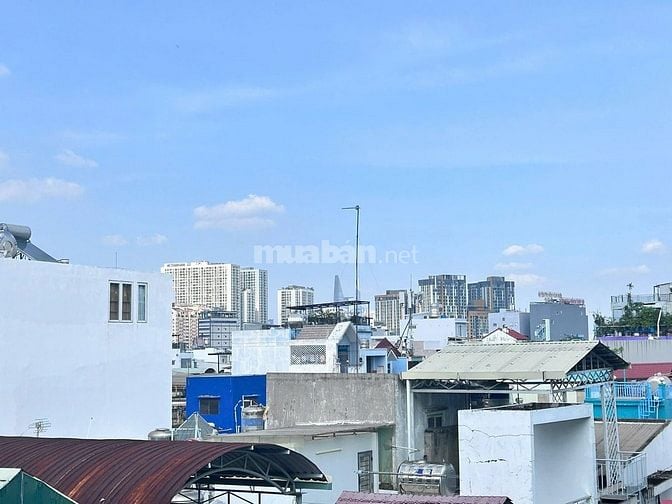 CHUNG CƯ NGUYỄN THỊ TẦN P2 Q8 CĂN HỘ SÂN VƯỜN 105,1M2 SHR, NỘI THẤT XÒ