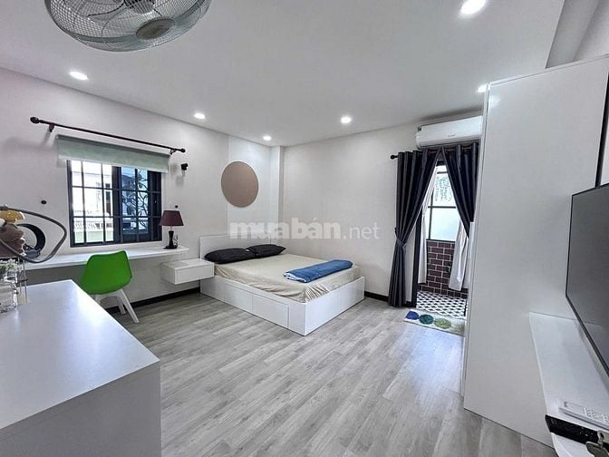 CHUNG CƯ NGUYỄN THỊ TẦN P2 Q8 CĂN HỘ SÂN VƯỜN 105,1M2 SHR, NỘI THẤT XÒ