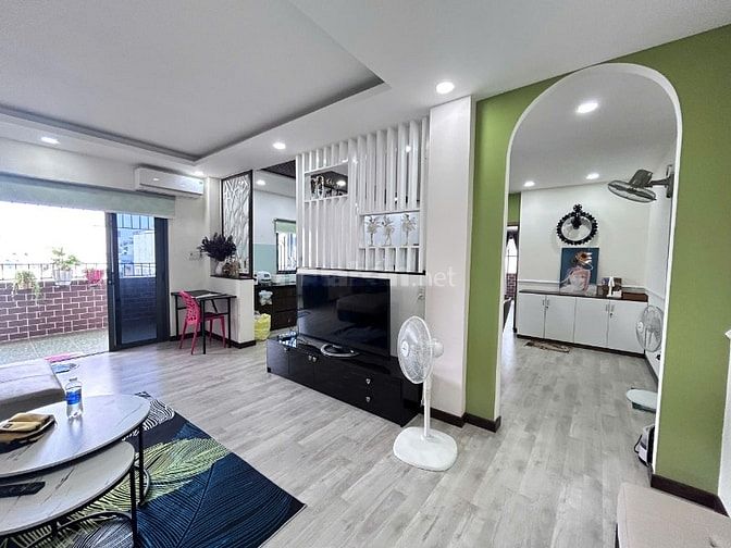 CHUNG CƯ NGUYỄN THỊ TẦN P2 Q8 CĂN HỘ SÂN VƯỜN 105,1M2 SHR, NỘI THẤT XÒ