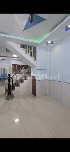 Bán gấp hẻm xe hơi sát Ba Vân, Tân Bình, 40m2, 2PN, chỉ 3 tỷ hơn