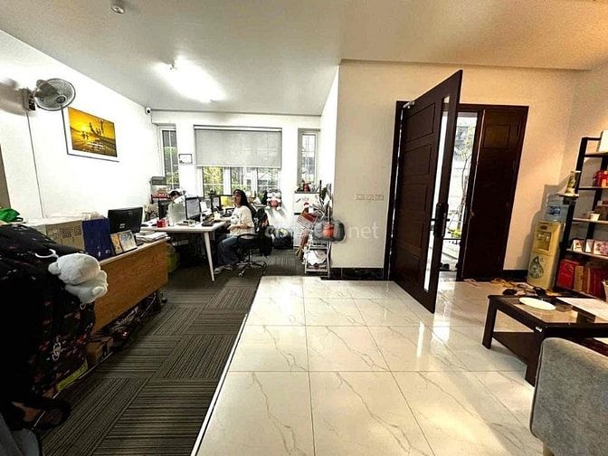 Chính Chủ Bán Biệt Thự - Liền Kề Nguyễn Tuân 98m2 Nhà 4,5 Tầng 