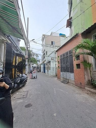 Hẻm ô tô trải nhựa sát Trường Chinh, 41m2, cực ngon, chỉ 3 tỷ hơn 