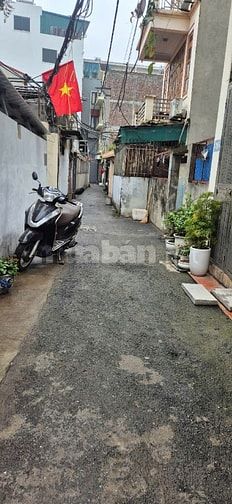 Cho thuê nhà ngõ 174 phương canh xuân phương . Dt. 40 m2 . Gác sép kk