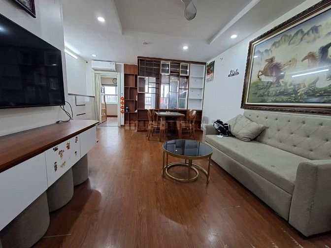 Bán căn hộ chung cư tòa Thăng Long tower số 33 Mạc Thái Tổ. Dt 81,4m2.