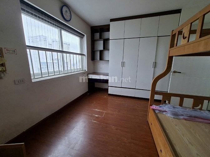 Bán căn hộ chung cư tòa Thăng Long tower số 33 Mạc Thái Tổ. Dt 81,4m2.