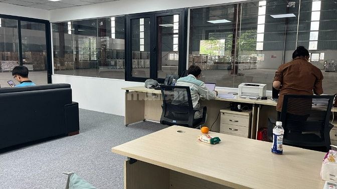 Tuyển dụng nhân viên kho (ưu tiên biết lái xe nâng)