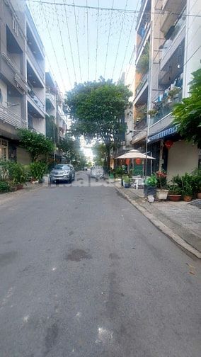  Bán nhà MT quận 7, KDC Bellaza liền kề Phú Mỹ Hưng, 4 x 18m,11 tỷ