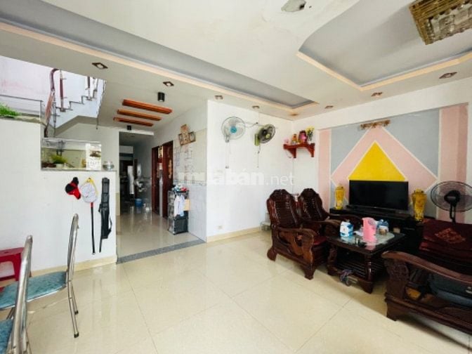 Mặt tiền Bàu Cát Tân Bình 6.2 x 20m, 4T - 330m2 sàn giá tốt kinh doanh