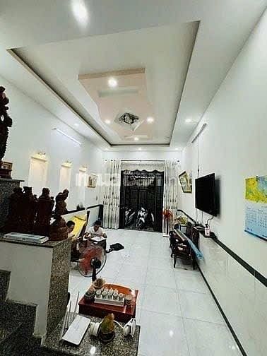 Bán nhà 36 m2 1T1L Đ Vũ Tùng 1 tỷ 550 nhà 2PN đẹp - sang - sổ hồng sẵn
