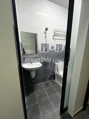 NHÀ ĐẸP NGUYỄN CỬU VÂN–SÁT CẦU THỊ NGHÈ 1–GIÁ TỐT CHỐT NGAY - 1TỶ780